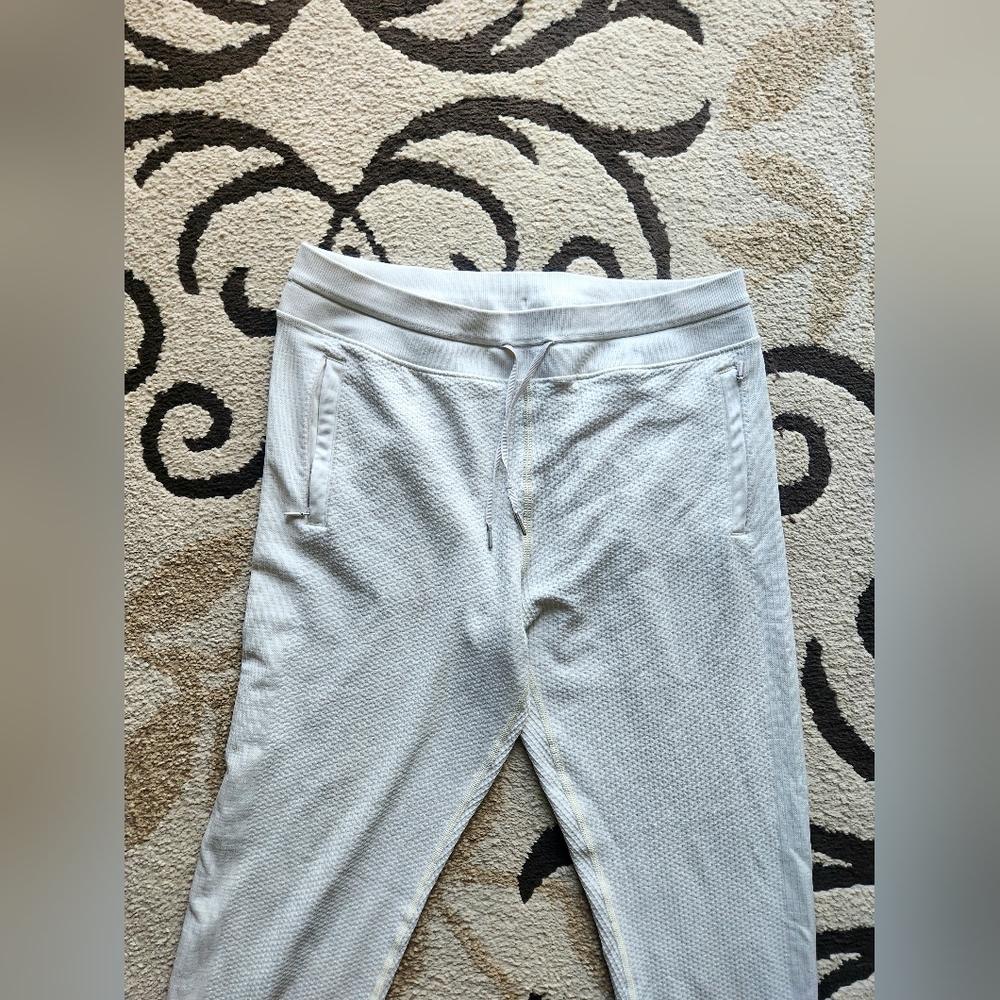 Lululemon Athletica Cream Textured Pants - Picture 9 of 13